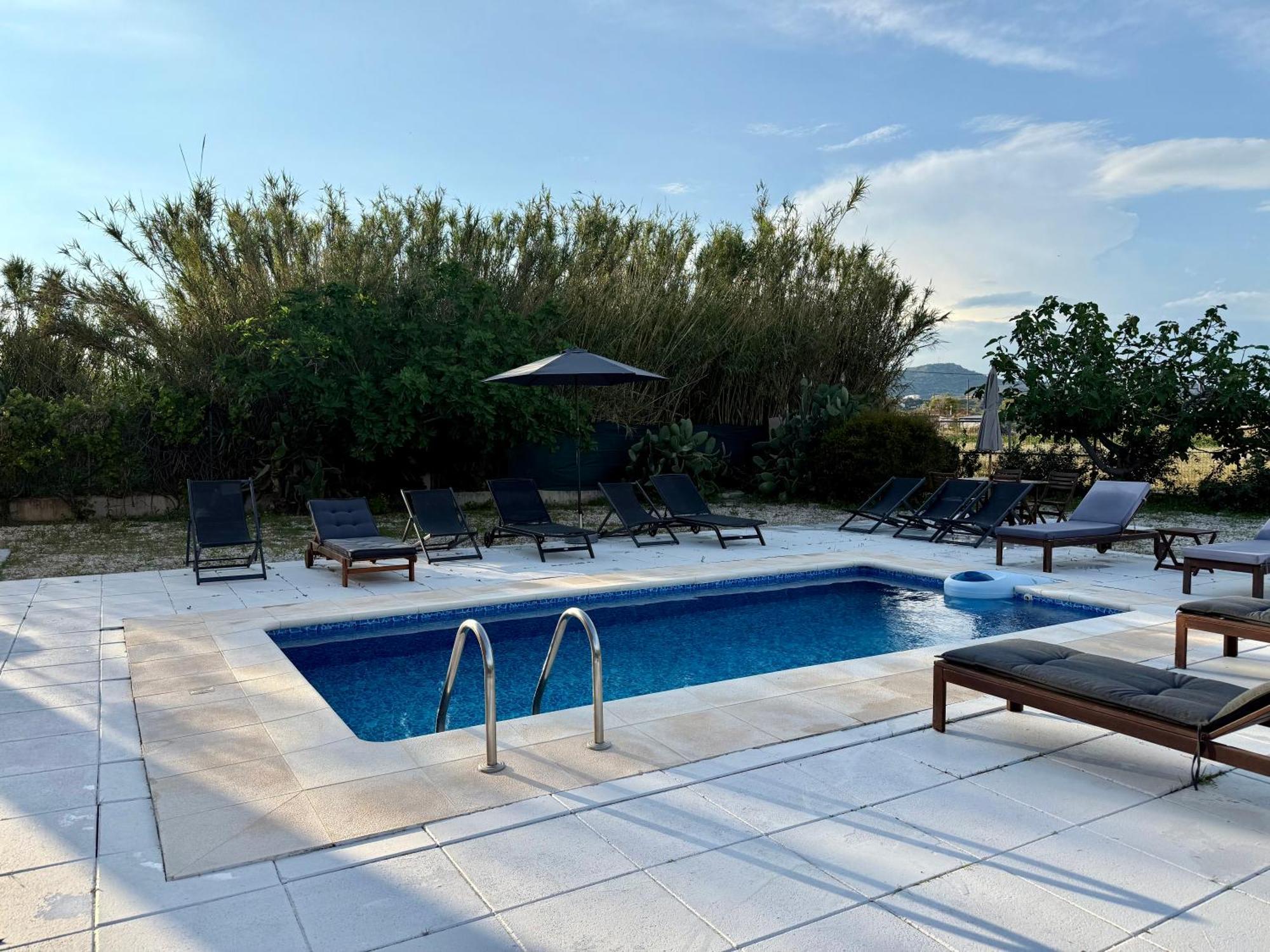 Summer Breeze Villa Afantou Luaran gambar